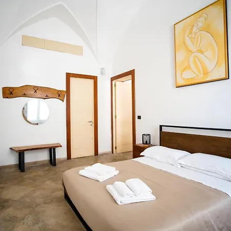 莱切拉贝拉住宿加早餐酒店 莱切