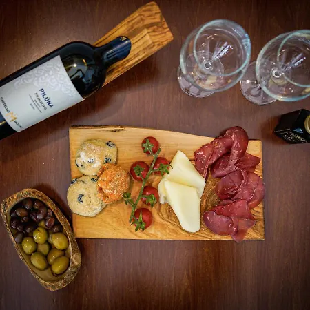 莱切拉贝拉住宿加早餐酒店 3*