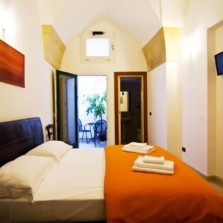 莱切拉贝拉住宿加早餐酒店 3* 莱切