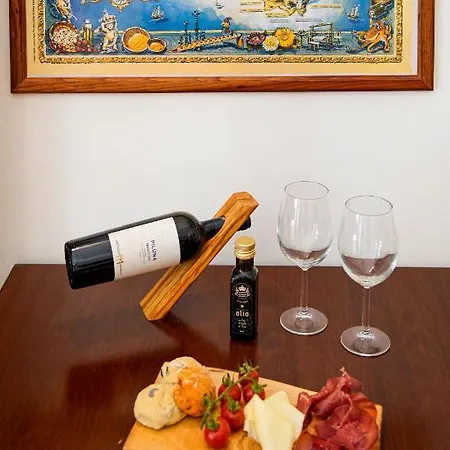 Bed and breakfast La Bella 3*