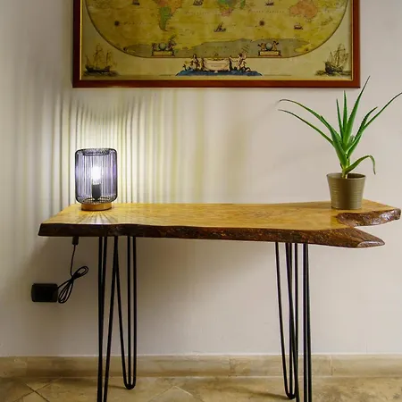 La Bella Bed & Breakfast 3*