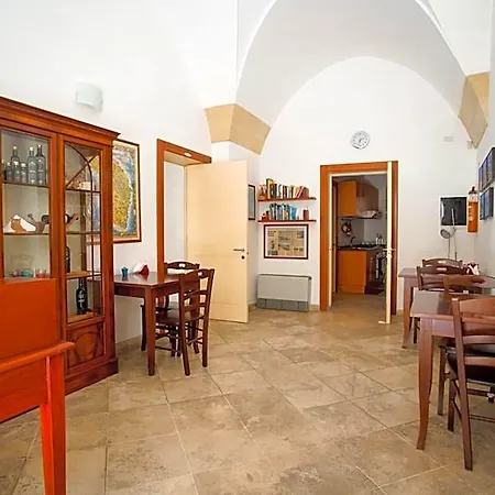 Oda ve Kahvaltı La Bella